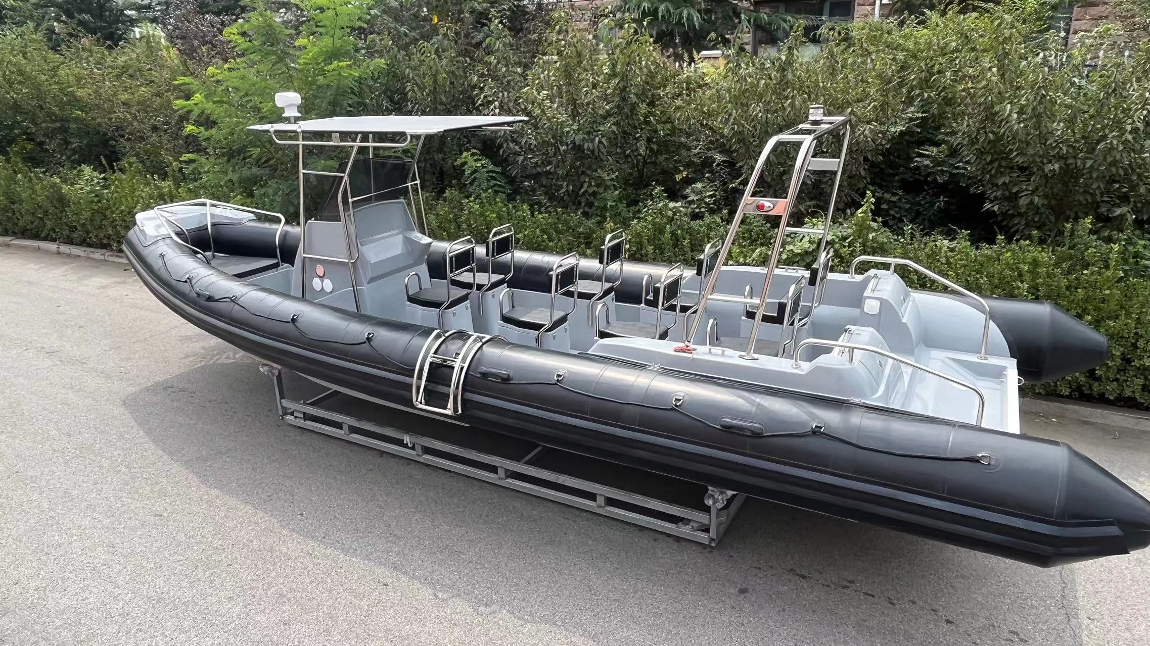 8.3 meter semi-rigid boat