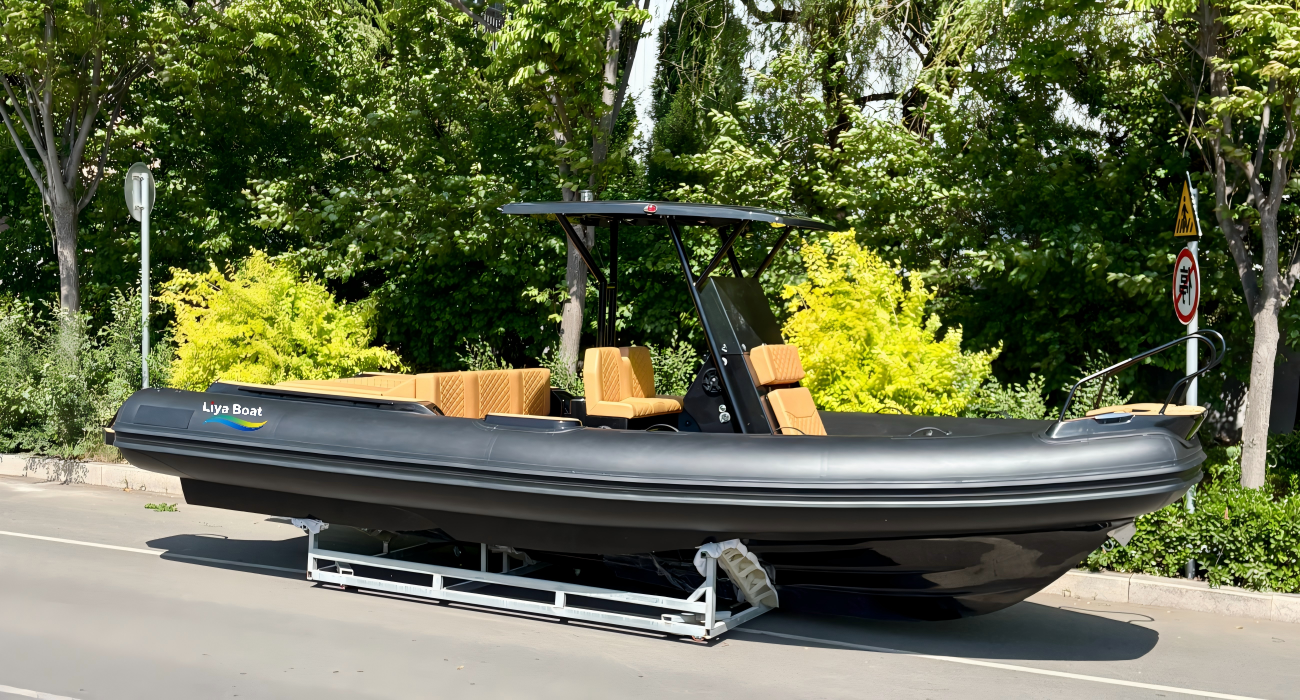  Large swim platform with ladder and optional shower on 7.5m RIB boat
