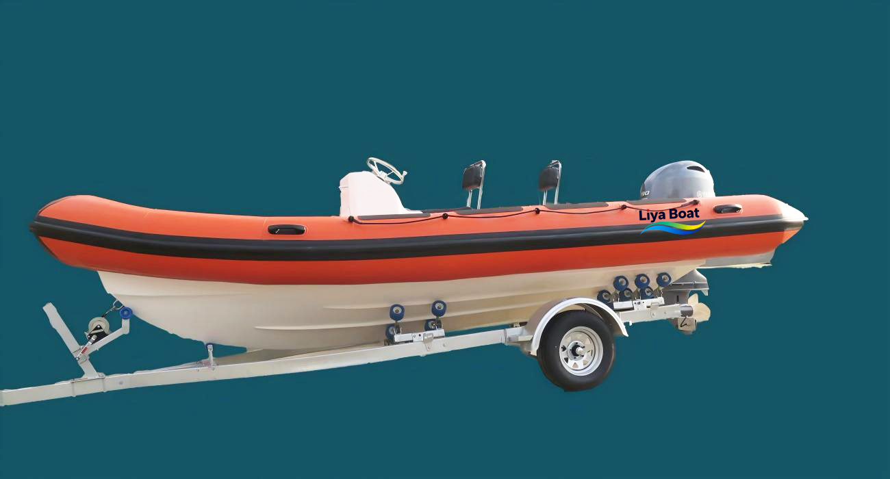 Liya 5-6.5m flat-bottom fiberglass Tornado boat ideal as a sail trainer