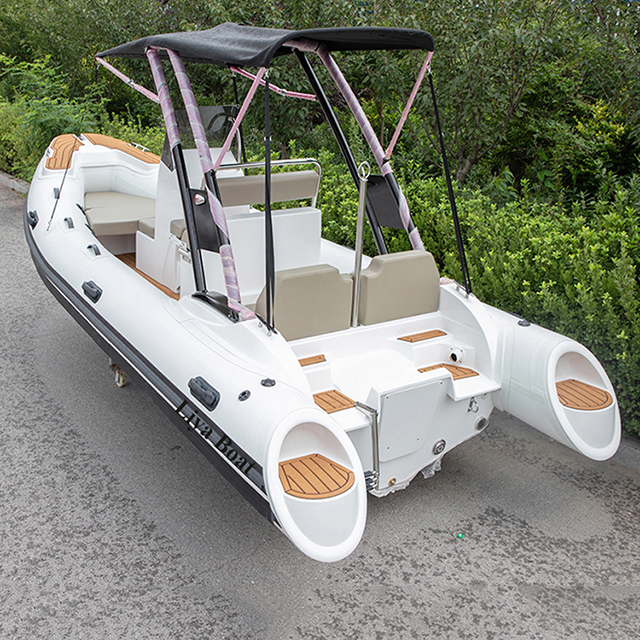17 feet hypalon boat.jpg