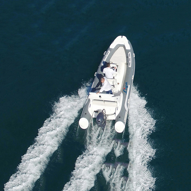 5.2 meter center console rigid inflatable boats