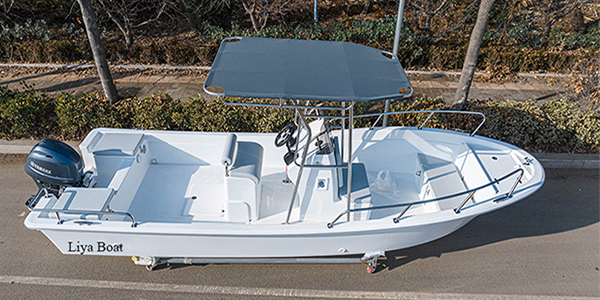 19 foot panga fihsing boat with T-Top