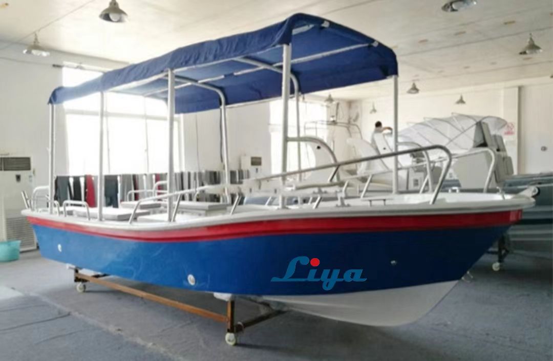 5.8 meter fiberglass boat