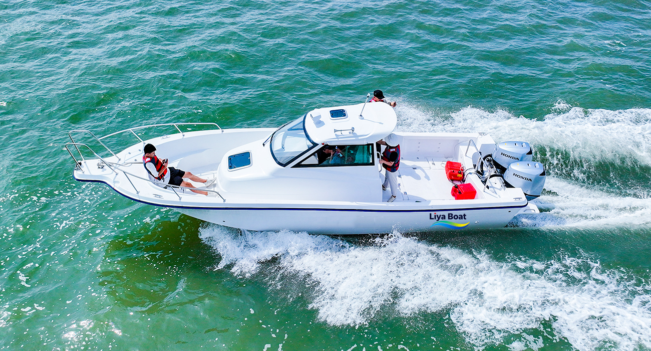 Liya 30ft Fiberglass Cabin Fishing Boat for 9 People,300-400HP,500L Fuel Tank